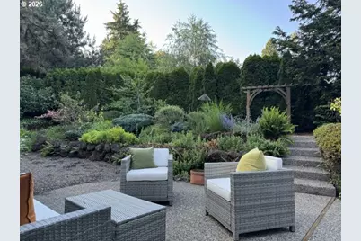 145 S Ridge Dr, Portland, OR 97219 - Photo 25