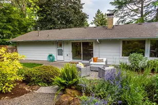 145 S Ridge Dr, Portland, OR 97219 - Photo 29