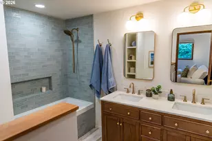 145 S Ridge Dr, Portland, OR 97219 - Photo 17