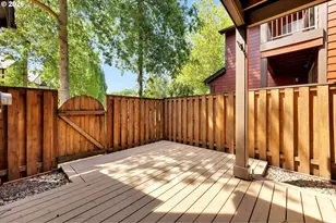 16018 SW 77th Terrace, Portland, OR 97224 - Photo 9