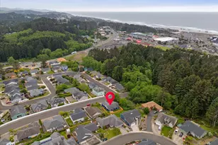 2445 NE 47th St, Lincoln City, OR 97367 - Photo 3