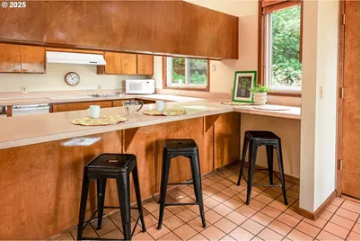 88154 Tiki Ln, Springfield, OR 97478 - Photo 11