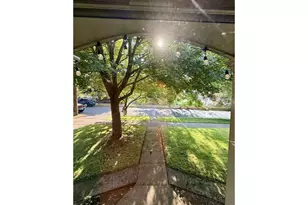 3342 NE 12th Ave, Portland, OR 97212 - Photo 3