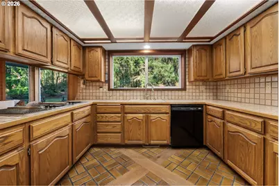 37647 Highway 26, Seaside, OR 97138 - Photo 21