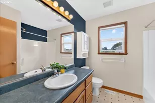 11152 NW Empress Pl, North Plains, OR 97133 - Photo 37