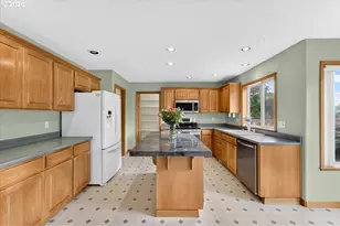11152 NW Empress Pl, North Plains, OR 97133 - Photo 17