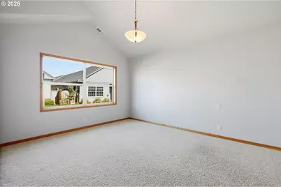 2030 Lakeland Way, Eugene, OR 97408 - Photo 15