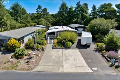 1601 Rhododendron Dr #673, Florence, OR 97439 - Photo 1