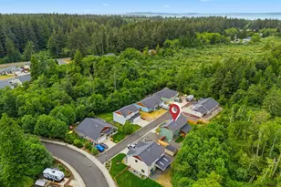 1700 Eastwind Ter, Hammond, OR 97121 - Photo 11
