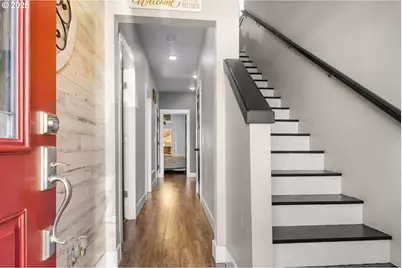 1172 SE Chinookan Dr, Cascade Locks, OR 97014 - Photo 3