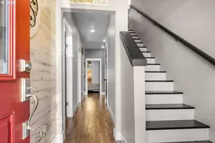 1172 SE Chinookan Dr, Cascade Locks, OR 97014 - Photo 3