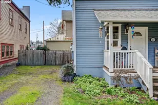 213 Mill St, Silverton, OR 97381 - Photo 3