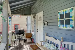 213 Mill St, Silverton, OR 97381 - Photo 5