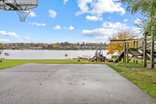 21047 NE Interlachen Ln, Fairview, OR 97024 - Photo 37