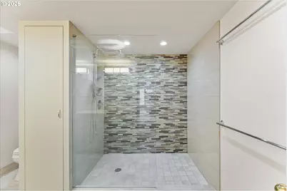 21047 NE Interlachen Ln, Fairview, OR 97024 - Photo 23