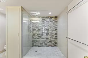 21047 NE Interlachen Ln, Fairview, OR 97024 - Photo 23