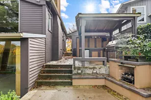 21047 NE Interlachen Ln, Fairview, OR 97024 - Photo 31