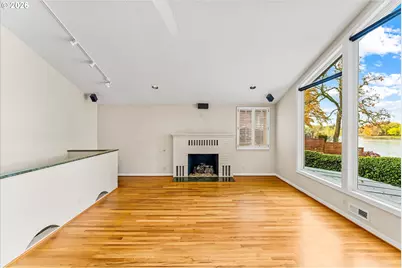 21047 NE Interlachen Ln, Fairview, OR 97024 - Photo 13