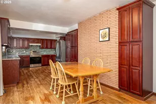 12340 NE Rose Pkwy, Portland, OR 97230 - Photo 13