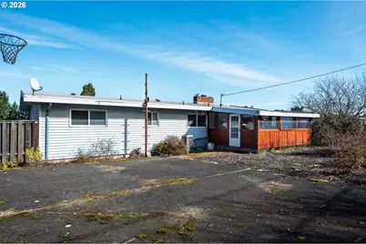 12340 NE Rose Pkwy, Portland, OR 97230 - Photo 39