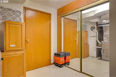 12340 NE Rose Pkwy, Portland, OR 97230 - Photo 31