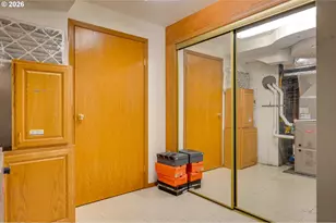 12340 NE Rose Pkwy, Portland, OR 97230 - Photo 31