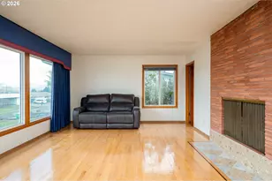 12340 NE Rose Pkwy, Portland, OR 97230 - Photo 7