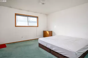 12340 NE Rose Pkwy, Portland, OR 97230 - Photo 19