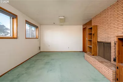 12340 NE Rose Pkwy, Portland, OR 97230 - Photo 25