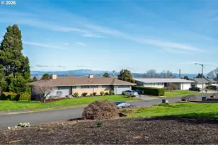 12340 NE Rose Pkwy, Portland, OR 97230 - Photo 5