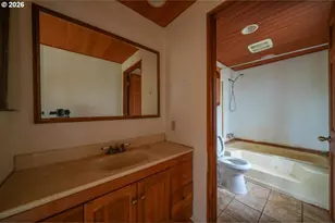 33926 Ford Mill Rd, Lebanon, OR 97355 - Photo 31