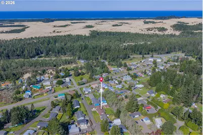 530 Robinhood Ave, Lakeside, OR 97449 - Photo 13