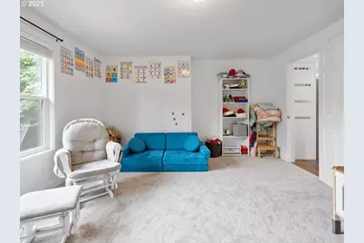 4266 NW Palestine Ave, Albany, OR 97321 - Photo 15