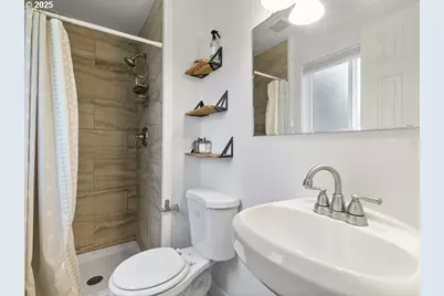 4266 NW Palestine Ave, Albany, OR 97321 - Photo 27