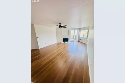 8720 SW Tualatin Rd #315, Tualatin, OR 97062 - Photo 7