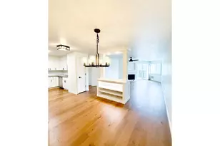 8720 SW Tualatin Rd, Tualatin, OR 97062 - Photo 3