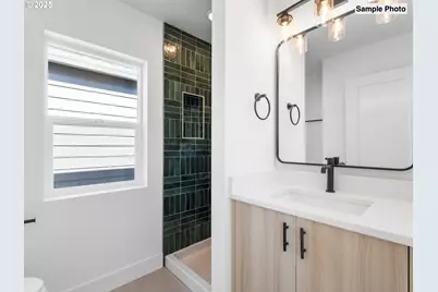 4378 NE Going St, Portland, OR 97218 - Photo 11