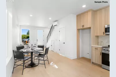 4378 NE Going St, Portland, OR 97218 - Photo 7