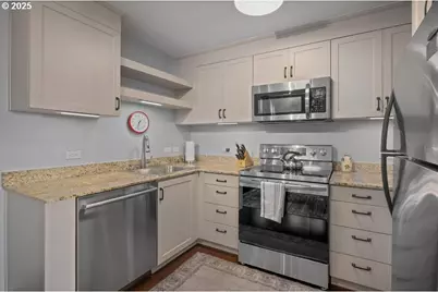 255 SW Harrison St #17H, Portland, OR 97201 - Photo 21