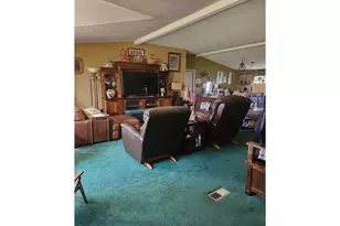 395 NE Oregon Ave, Irrigon, OR 97844 - Photo 9