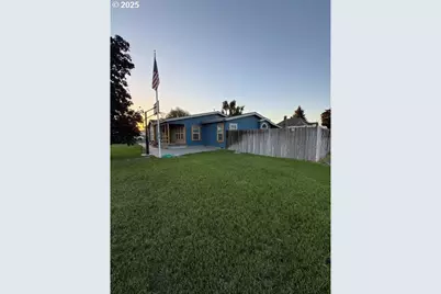 395 NE Oregon Ave, Irrigon, OR 97844 - Photo 3