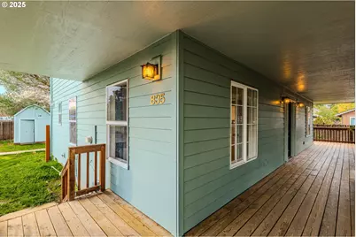 835 Wynooski St, Newberg, OR 97132 - Photo 3