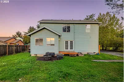 835 Wynooski St, Newberg, OR 97132 - Photo 5