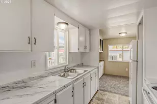 2300 SE 82nd Ave, Portland, OR 97216 - Photo 11