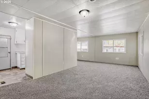 2300 SE 82nd Ave, Portland, OR 97216 - Photo 5