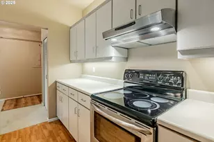 205 S Montgomery St, Portland, OR 97201 - Photo 5