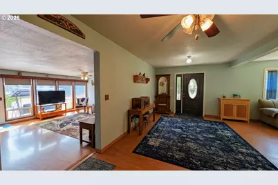 80235 E Hill Rd, Cottage Grove, OR 97424 - Photo 3