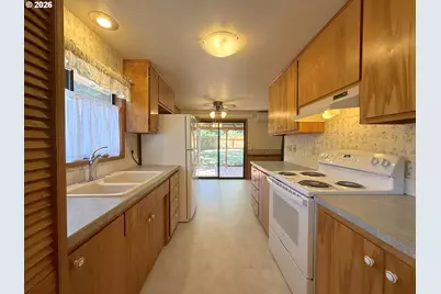 4910 Whiteaker St, Eugene, OR 97405 - Photo 13