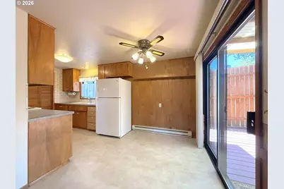4910 Whiteaker St, Eugene, OR 97405 - Photo 7