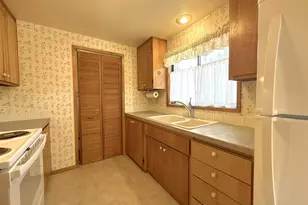 4910 Whiteaker St, Eugene, OR 97405 - Photo 9